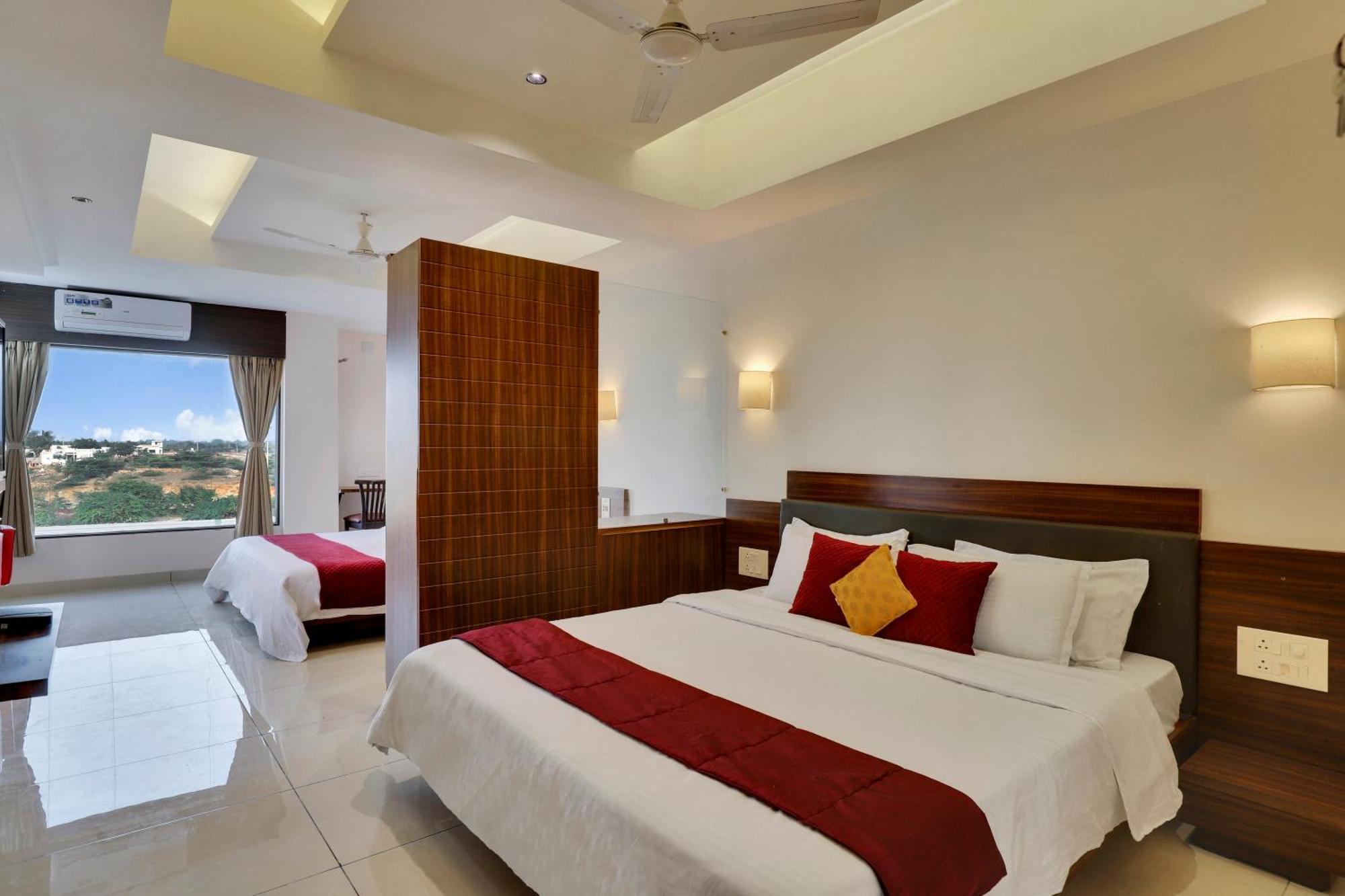 Goverdhan Greens Resort Dwarka L Hotels In Dwarka Εξωτερικό φωτογραφία