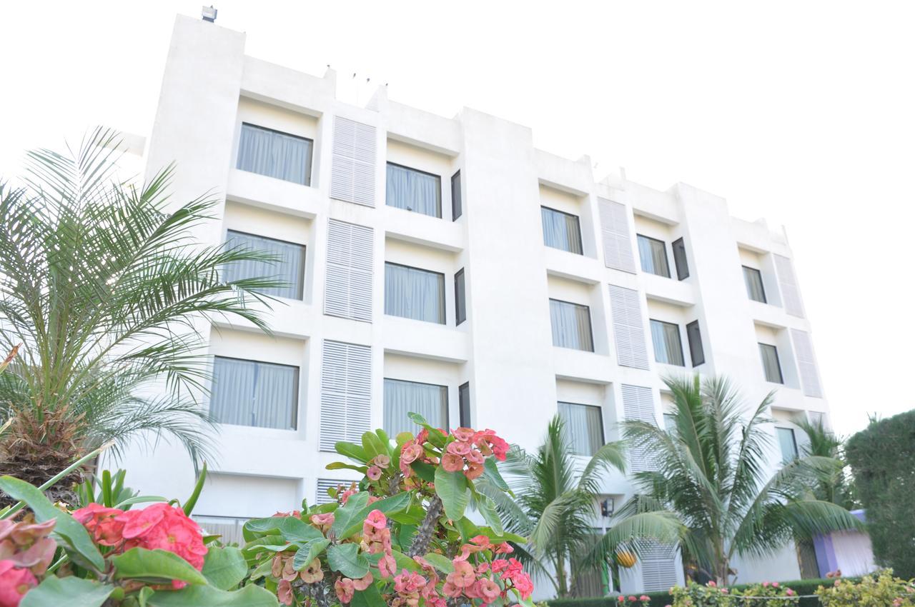 Goverdhan Greens Resort Dwarka L Hotels In Dwarka Εξωτερικό φωτογραφία